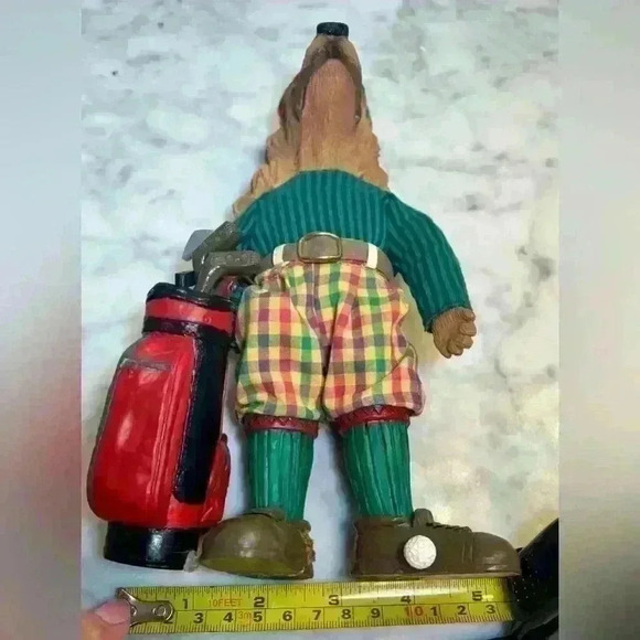 Dog figurine playing golf - Picture 5 of 5